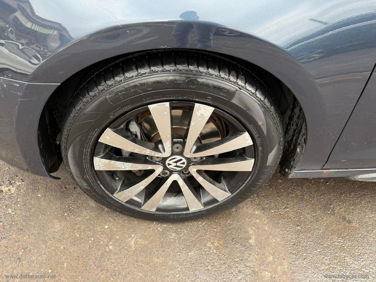 VOLKSWAGEN Golf 2.0 TDI 140 CV 5p. Highline