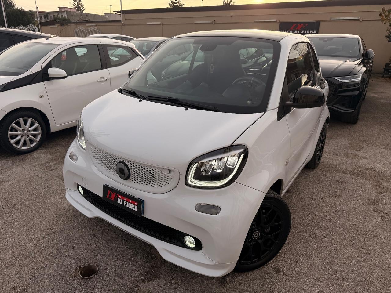 Smart ForTwo 0.9 Turbo 90Cv NAVI FARI FULL LED