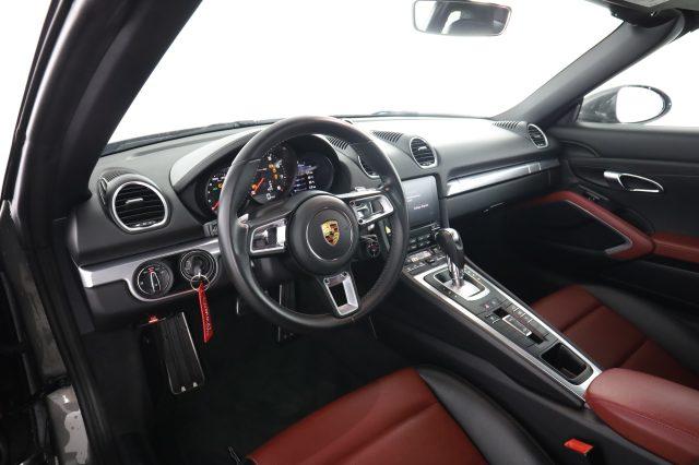 PORSCHE 718 718 Boxster