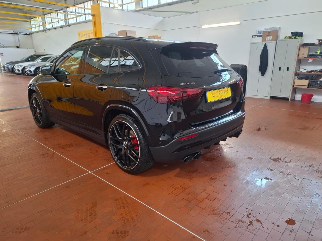 Mercedes-benz GLA 45 AMG 45S 4Matic+ Premium Plus racing