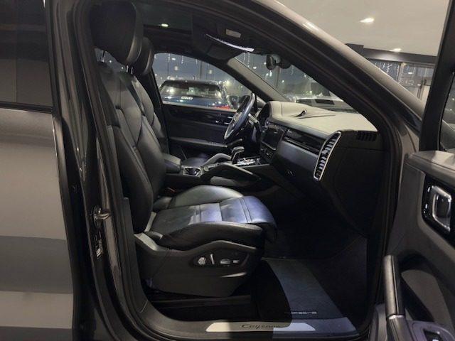 PORSCHE Cayenne Coupé 3.0 V6 Hybrid EDITION BLACK