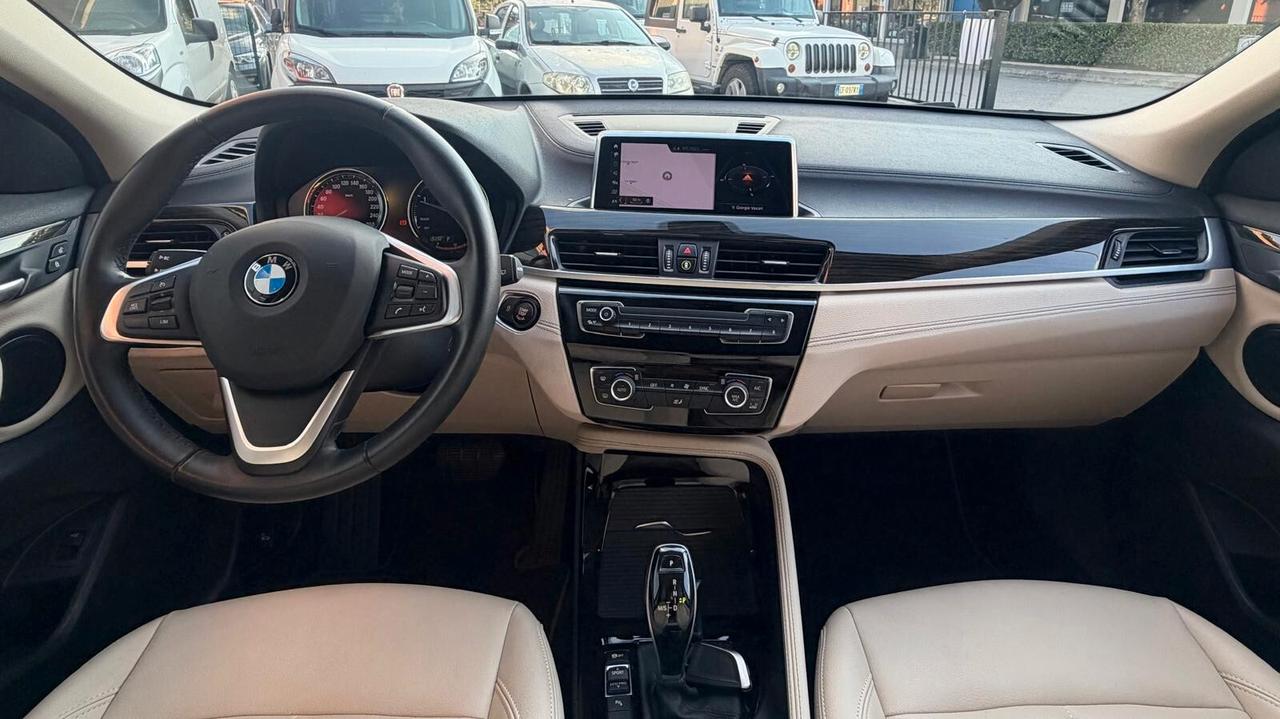 Bmw X2 sDrive18d Sport-X