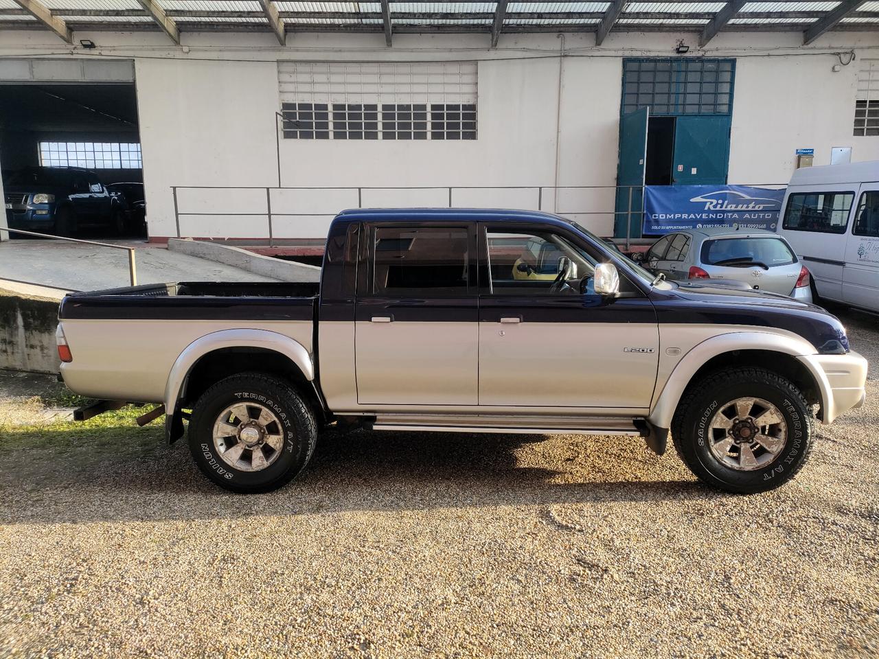Mitsubishi L200 2.5 TD Aut Gancio 4WD Double Cab