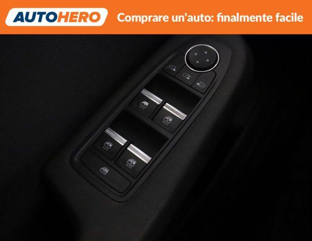 RENAULT Clio TCe 100 CV 5 porte Intens