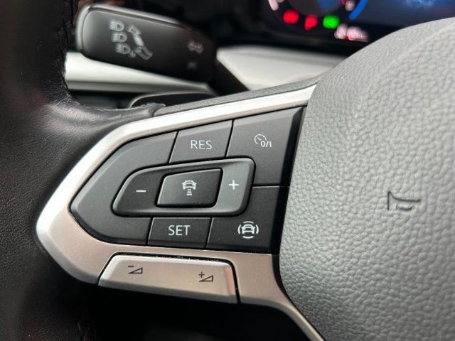 VOLKSWAGEN Golf 1.5 TGI DSG Life