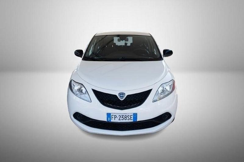 Lancia Ypsilon III 2015 1.2 Gold 69cv my18