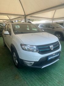 Dacia Sandero 0.9 TCe 12V T-GPL 90 Start&Stop SS Lauréate Family
