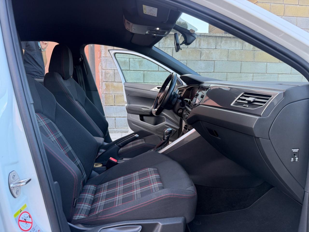 Volkswagen Polo GTI 2.0 200cv DSG