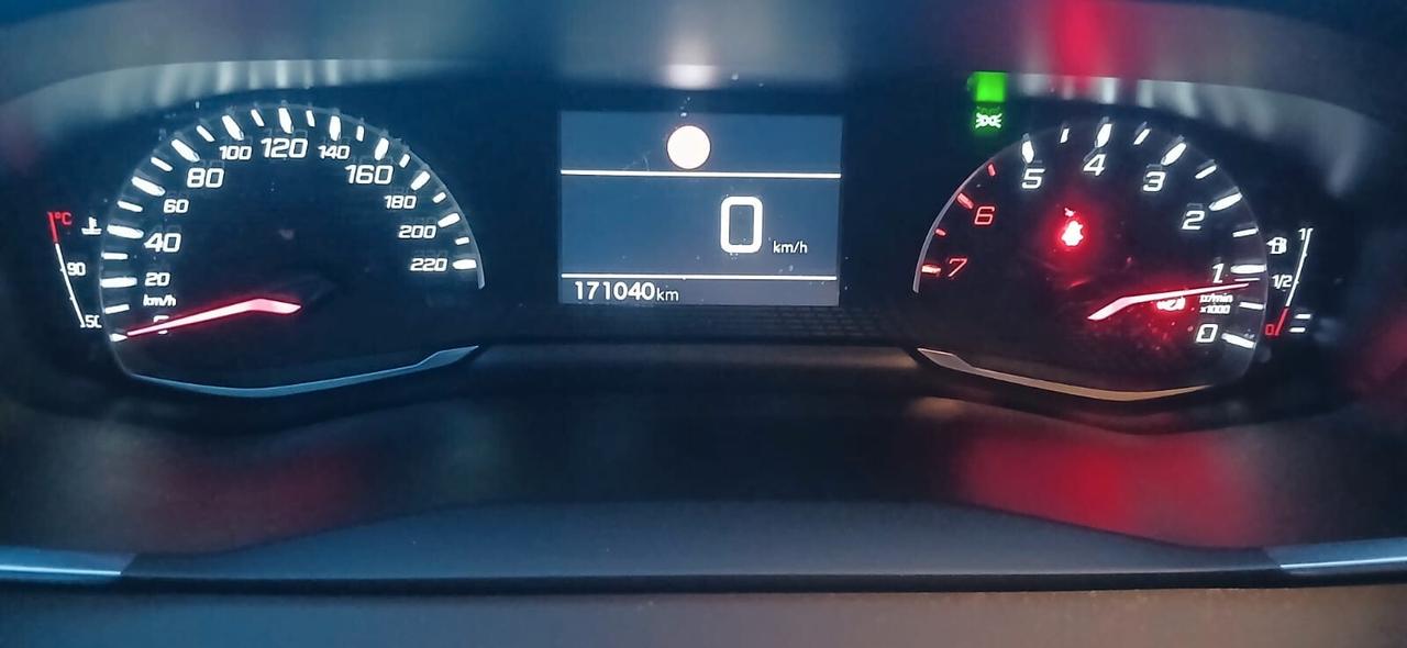 Peugeot 2008 BlueHDi 110 S&S Allure Pack - 2021