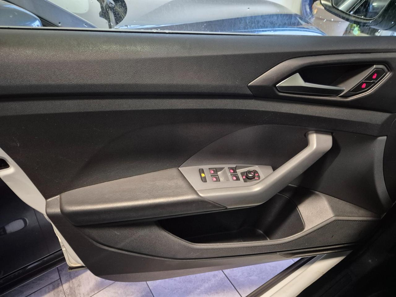 Volkswagen T-Cross 1.0 TSI Urban