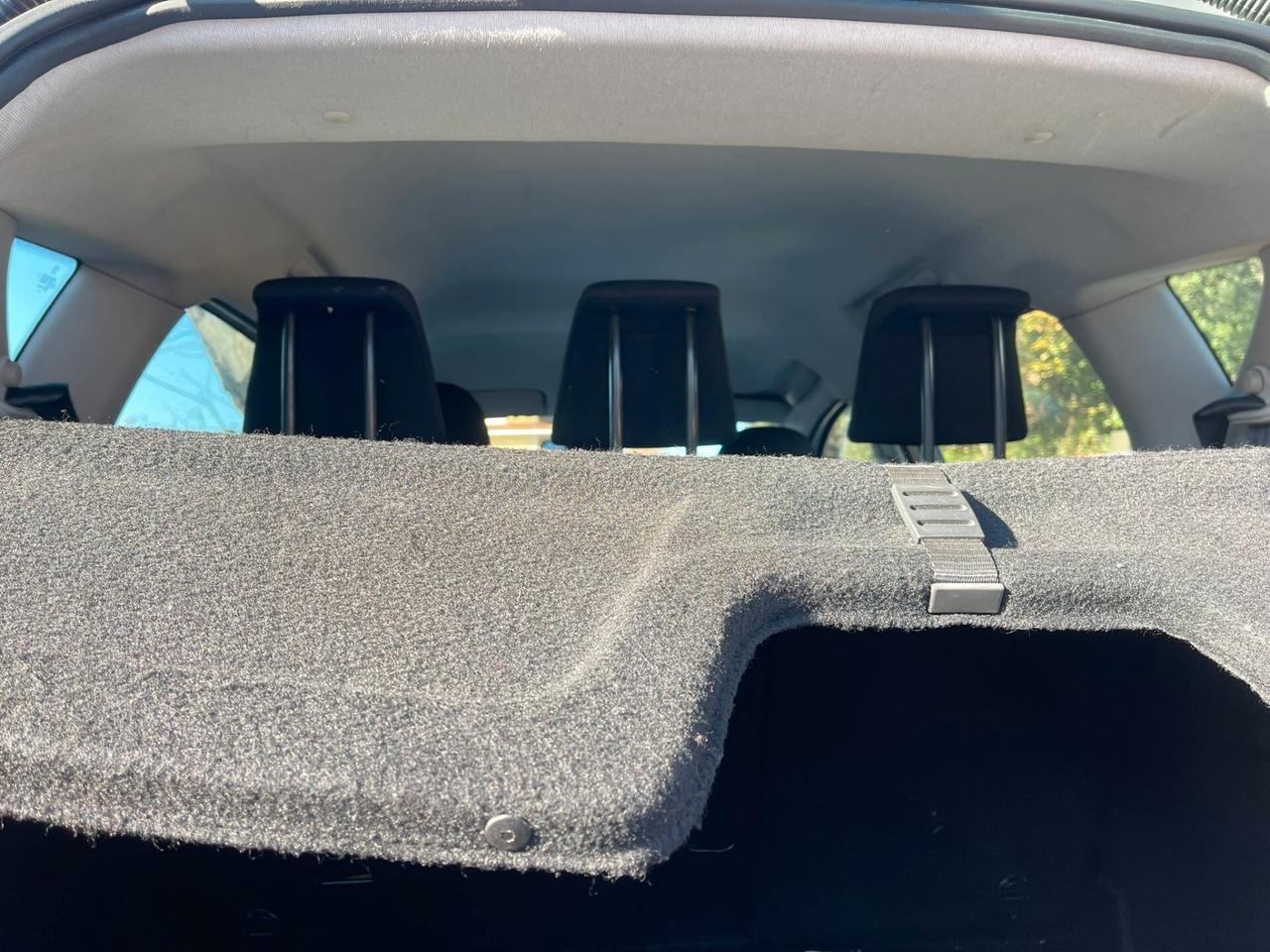 Peugeot 207 1.6 8V HDi 112CV SW Ciel Allure