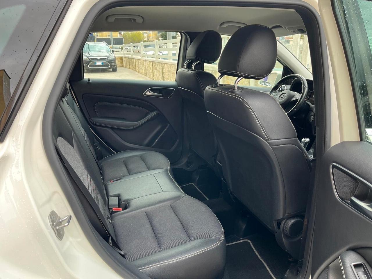 Mercedes-benz Classe B 180 d Sport AMG