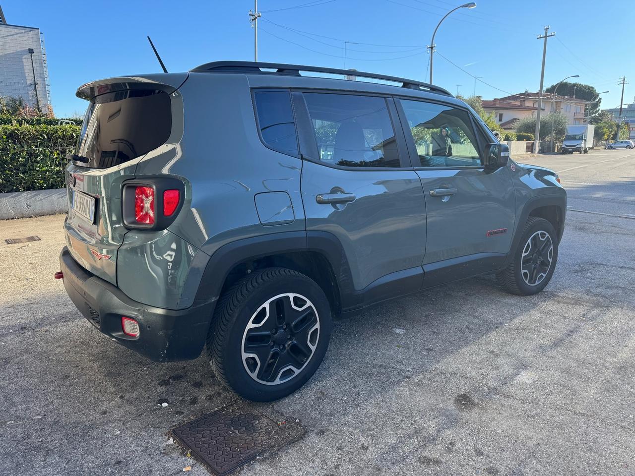 Jeep Renegade 2.0 Mjt 170CV 4WD Active Drive Low Trailhawk