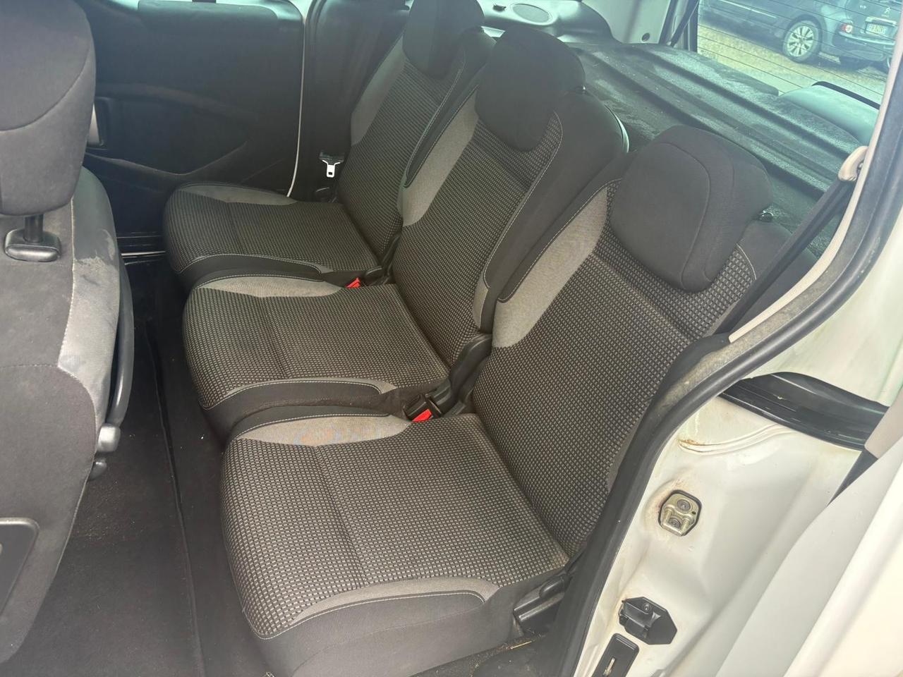 Peugeot Partner Tepee 2016 BlueHDi 120 S&S Outdoor