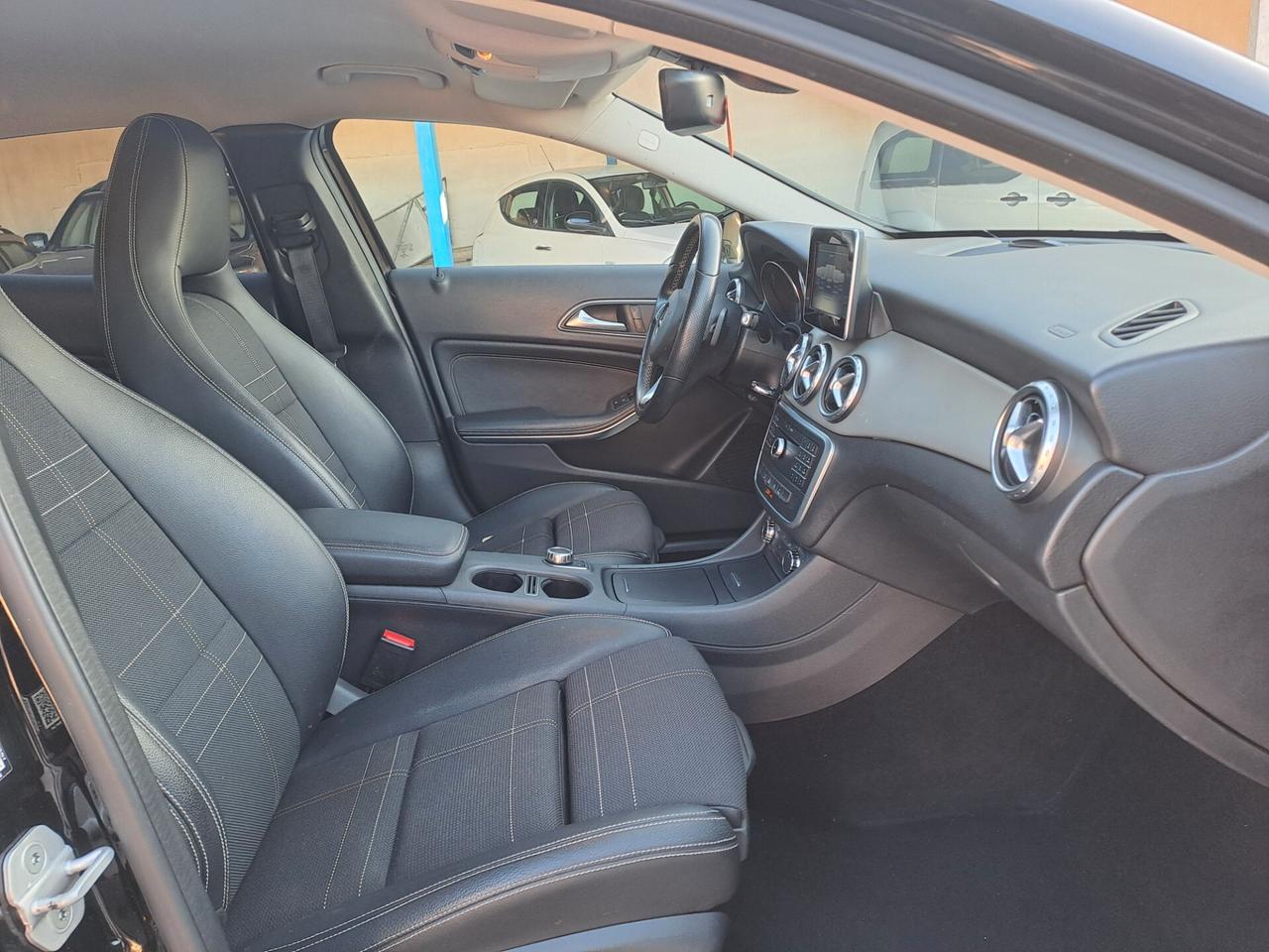 Mercedes-benz GLA 180 d Sport nord italia