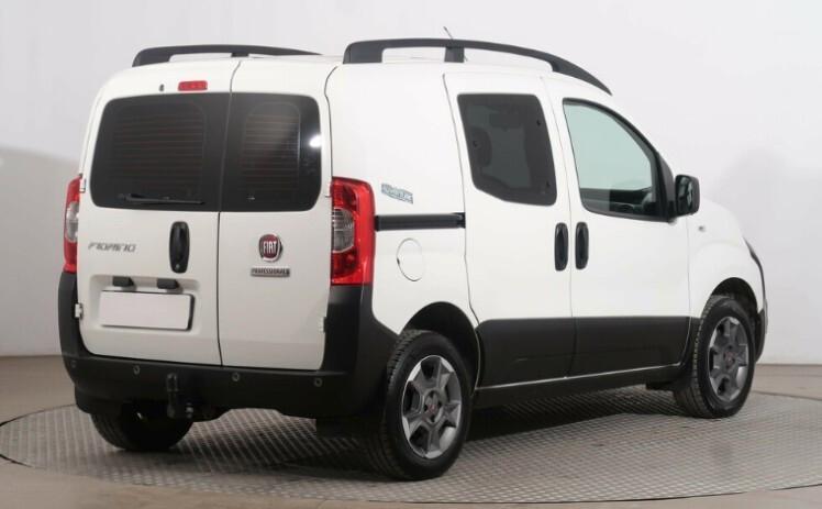 Fiat Fiorino 1.3 MJT 95CV Combinato Adventure