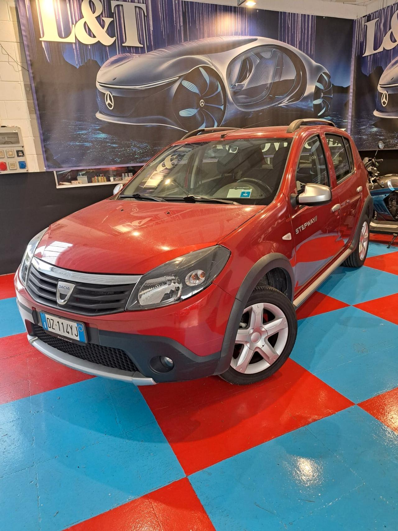 Dacia Sandero Stepway 1.6 8V 90CV OK NEOPATENTATI