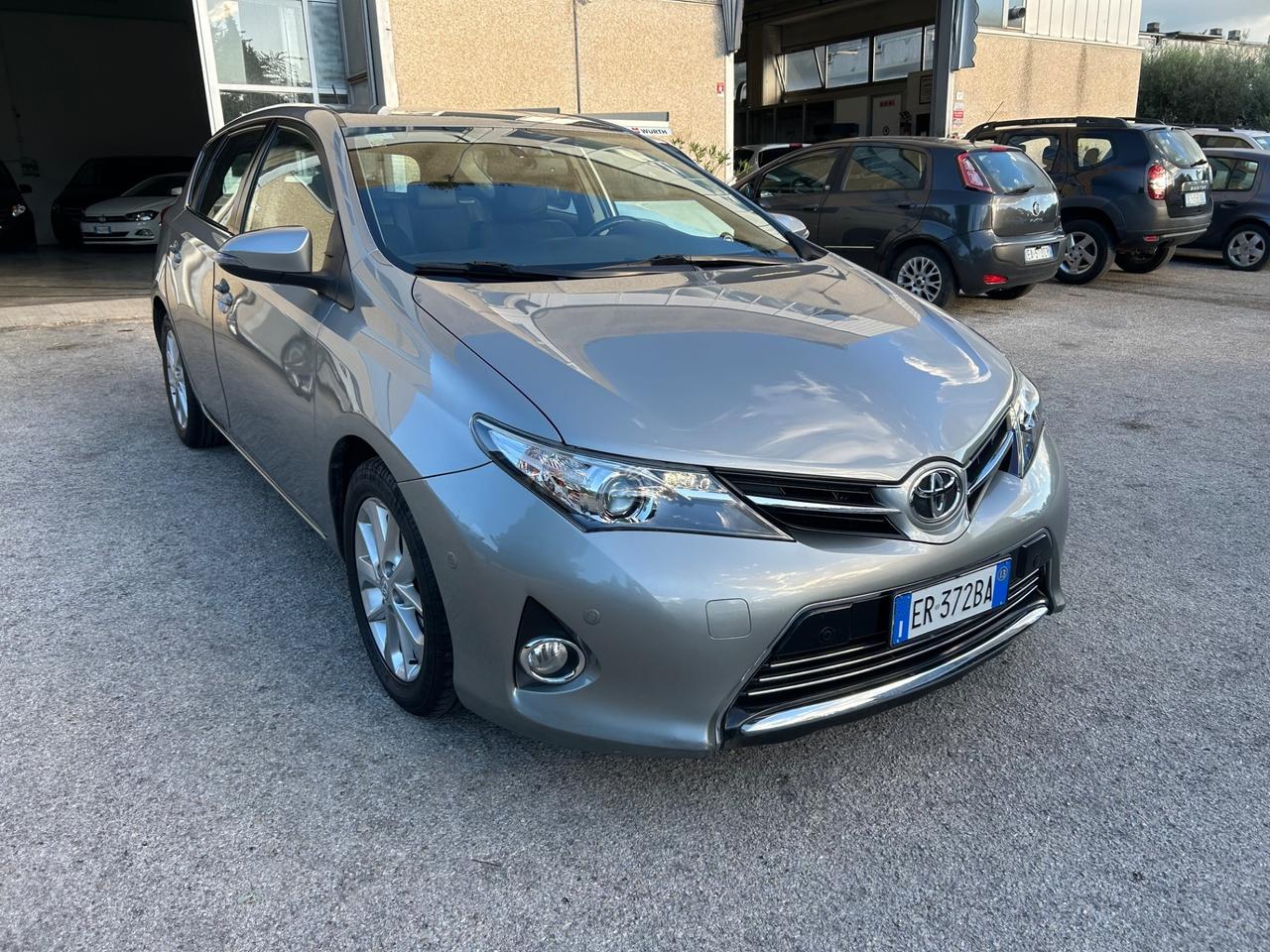 Toyota Auris 1.4 D-4D Lounge