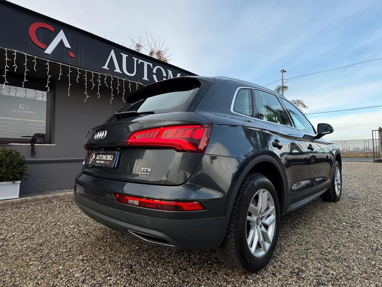 Audi Q5 2.0 TDI quattro S tronic Business