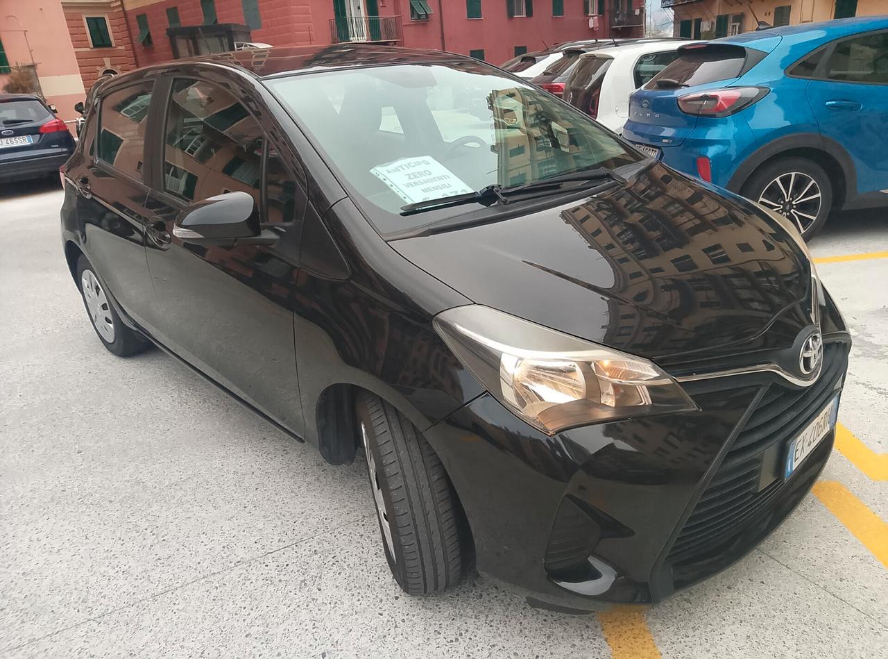 Toyota Yaris 1.4 D-4D 5 porte Active