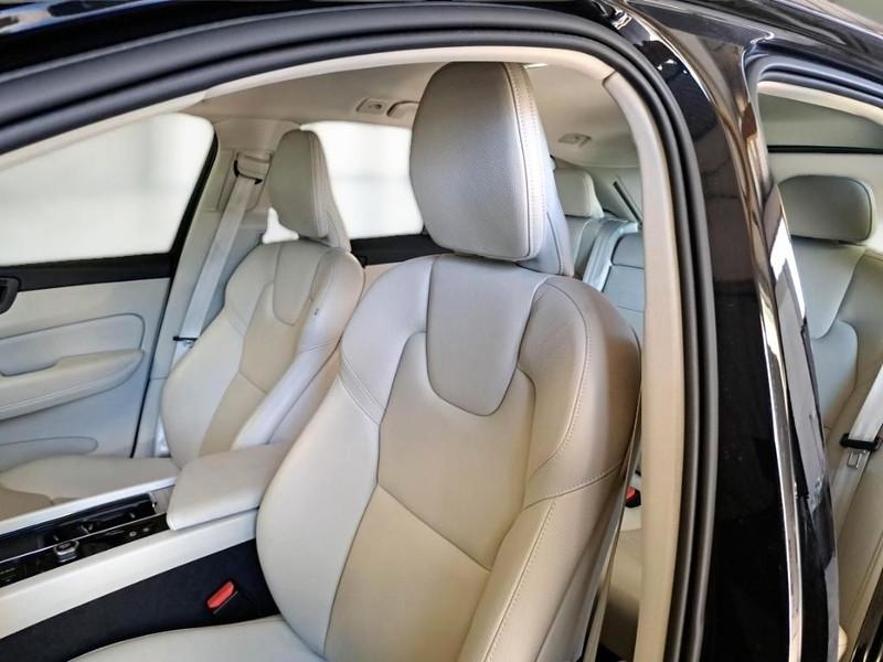 VOLVO XC60 B4 D AWD AUTOMATICO INSCRIPTION SUV