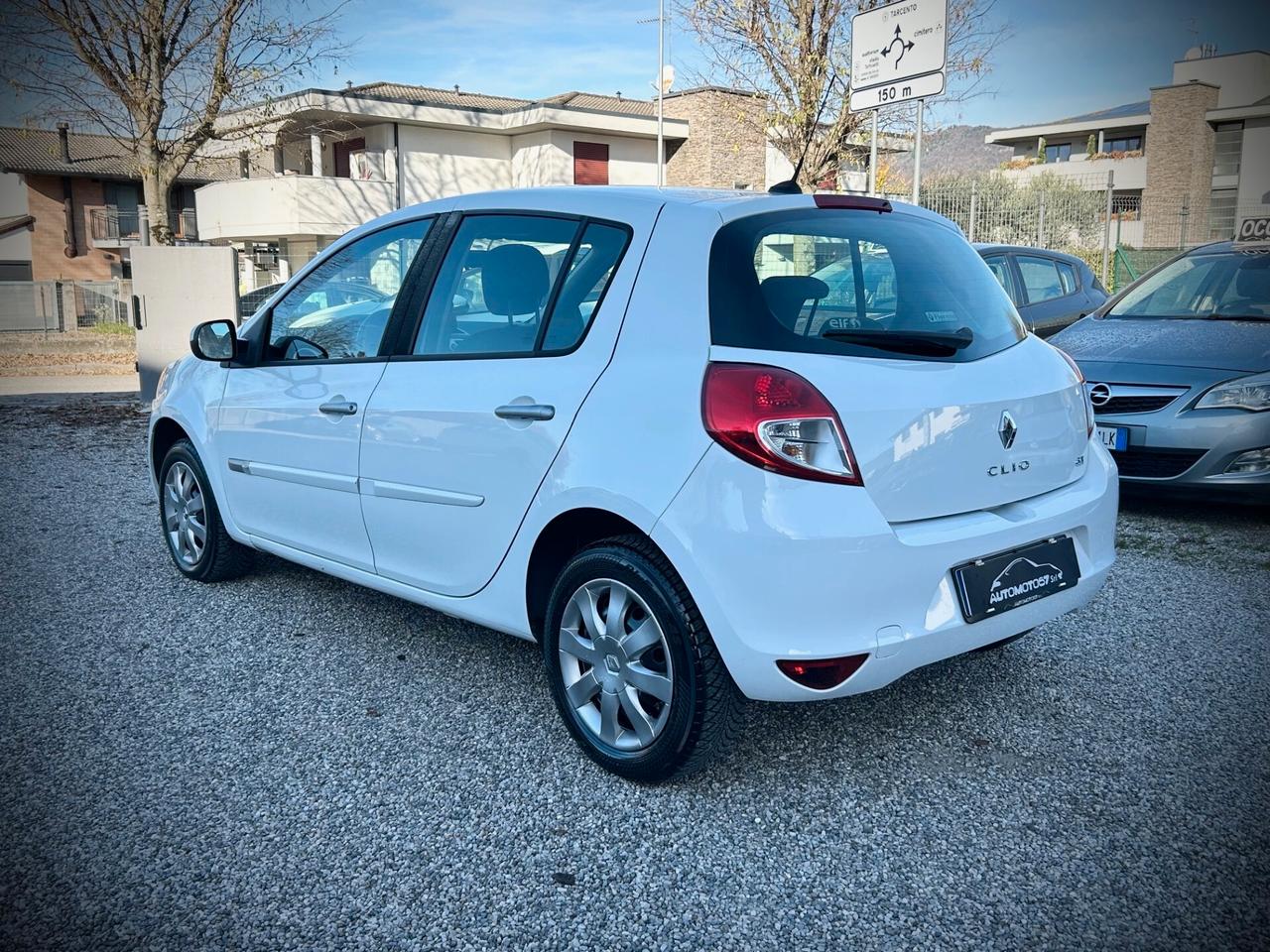 Renault Clio 1.5 dCi 5p UNIPROPRIETARIO-NEOPATENTATI