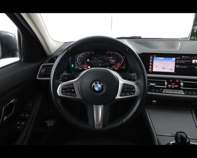 BMW 320 d 48V Touring Business Advantage