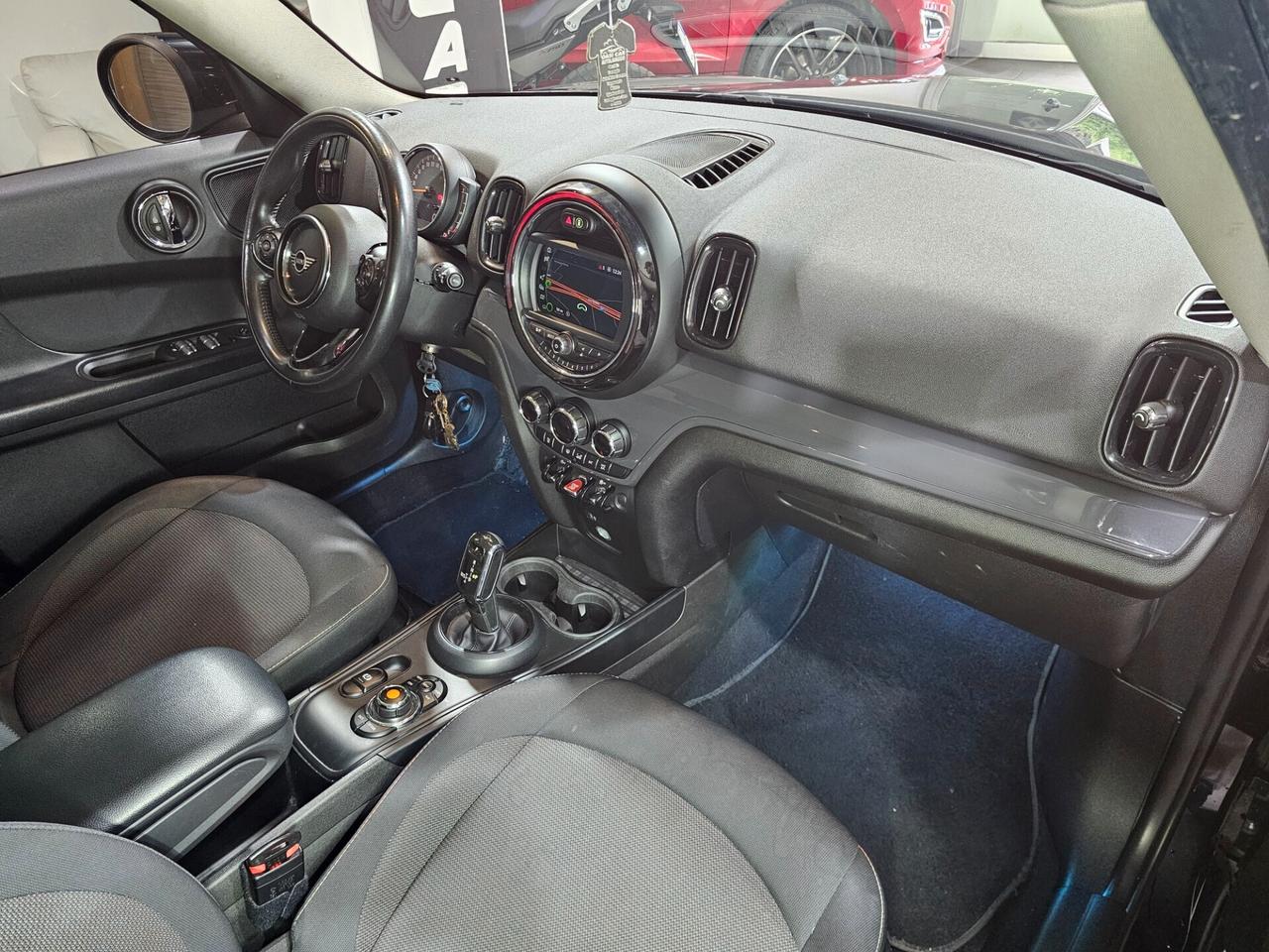 Mini One D Countryman 2.0 Cooper Business Automatica