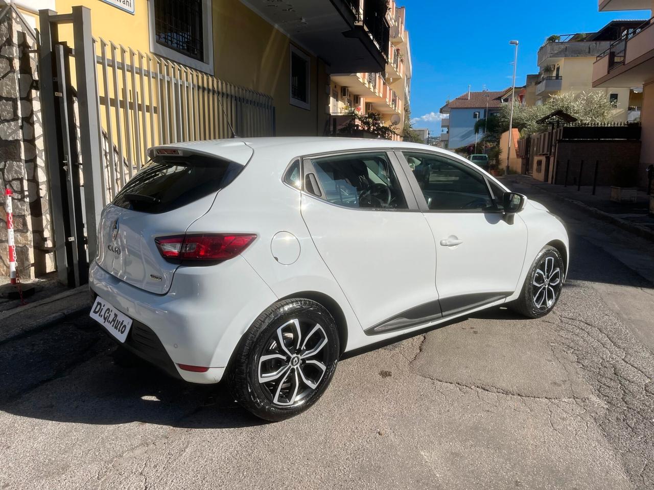 Renault Clio dCi 8V 90CV EDC Start&Stop 5 porte Energy Zen