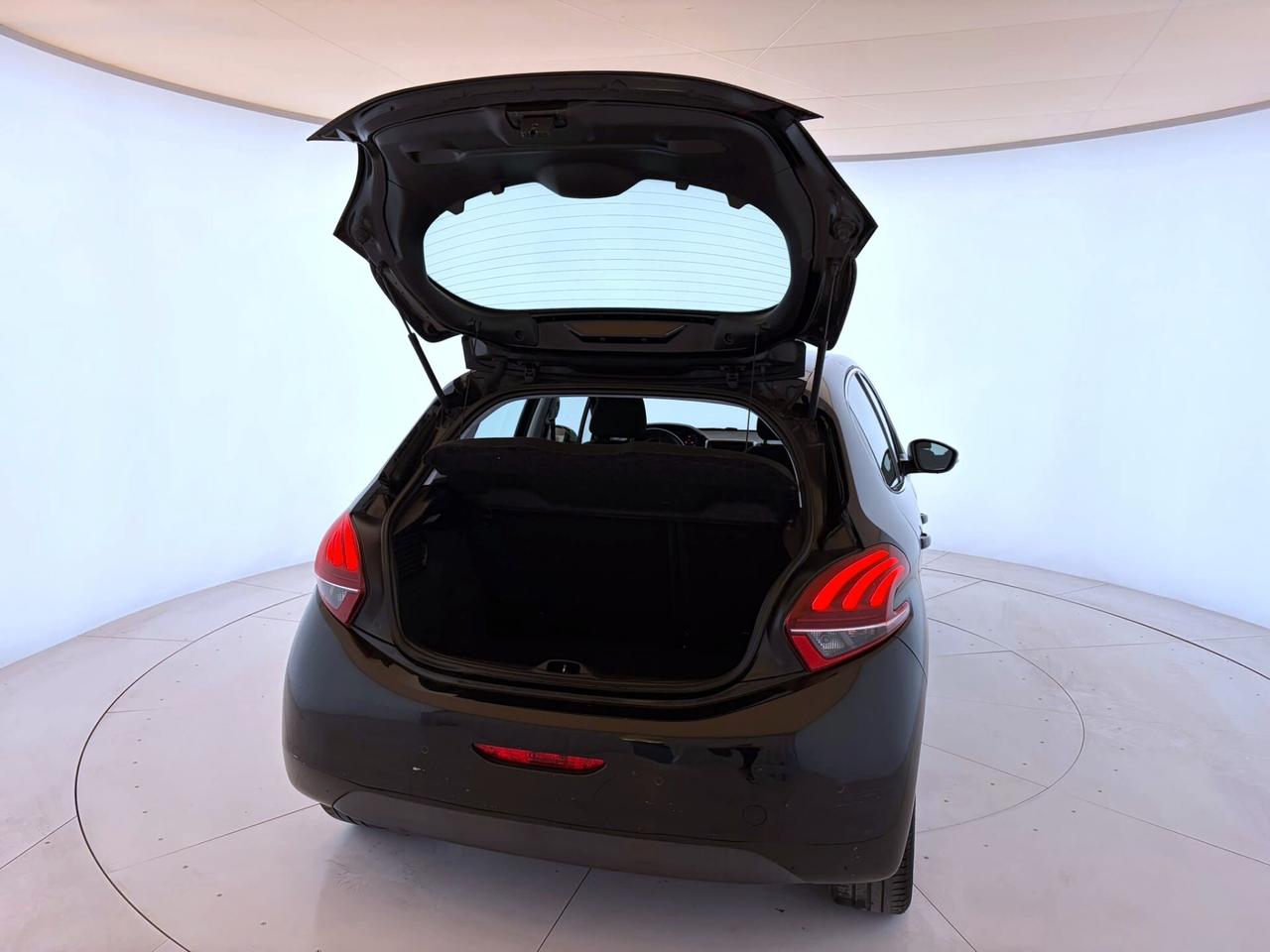 Peugeot 208 BlueHDi 75CV 5 porte Allure - NEOPATENTATI