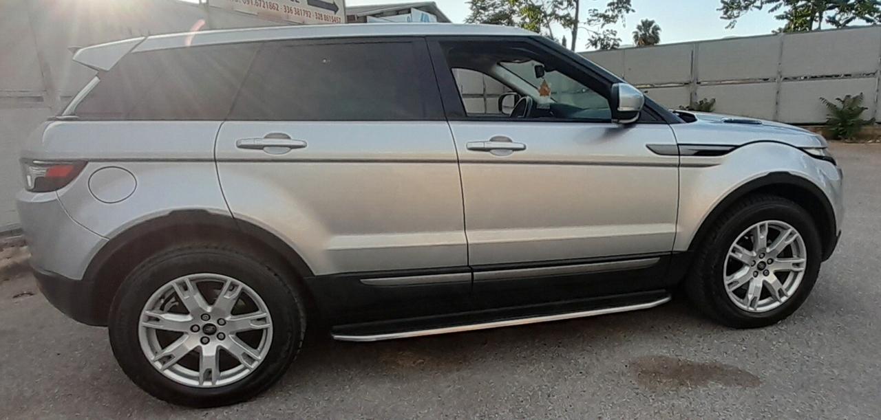Land Rover Range Evoque 2.2 TD4 5p. Dynamic