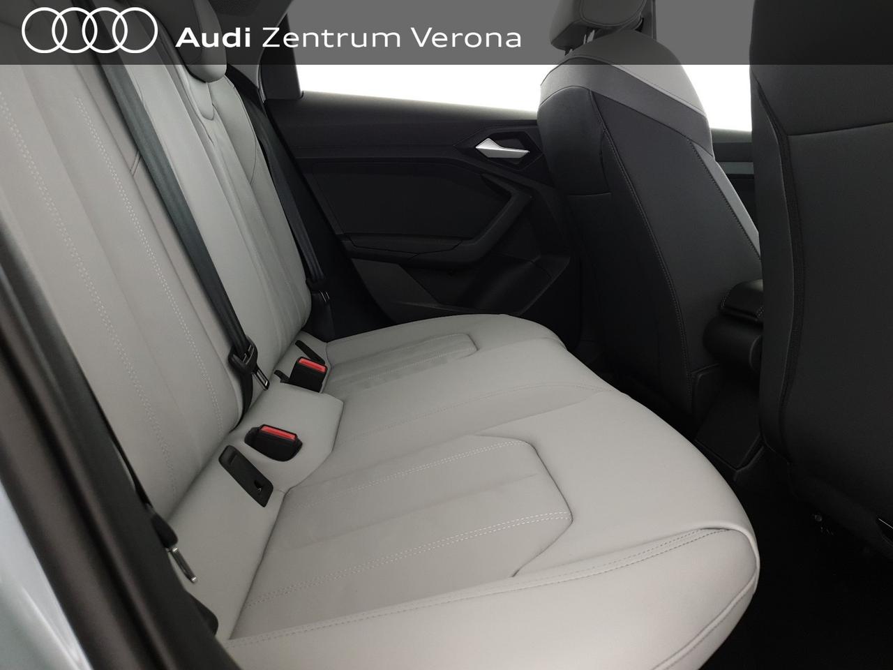 Allstreet 35TFSI 150CV S tronic Identity Contrast