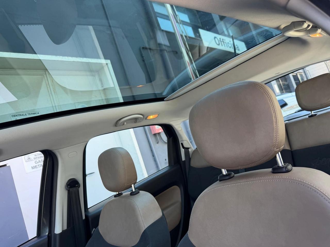 Fiat 500L 0.9 TwinAir Turbo Natural Power Panoramic Edition BG