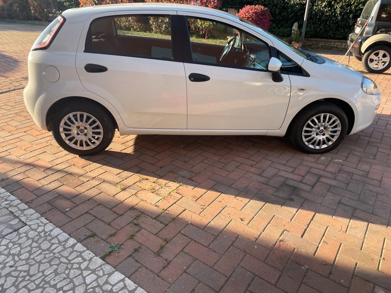 FIAT PUNTO EVO 1,4 GPL
