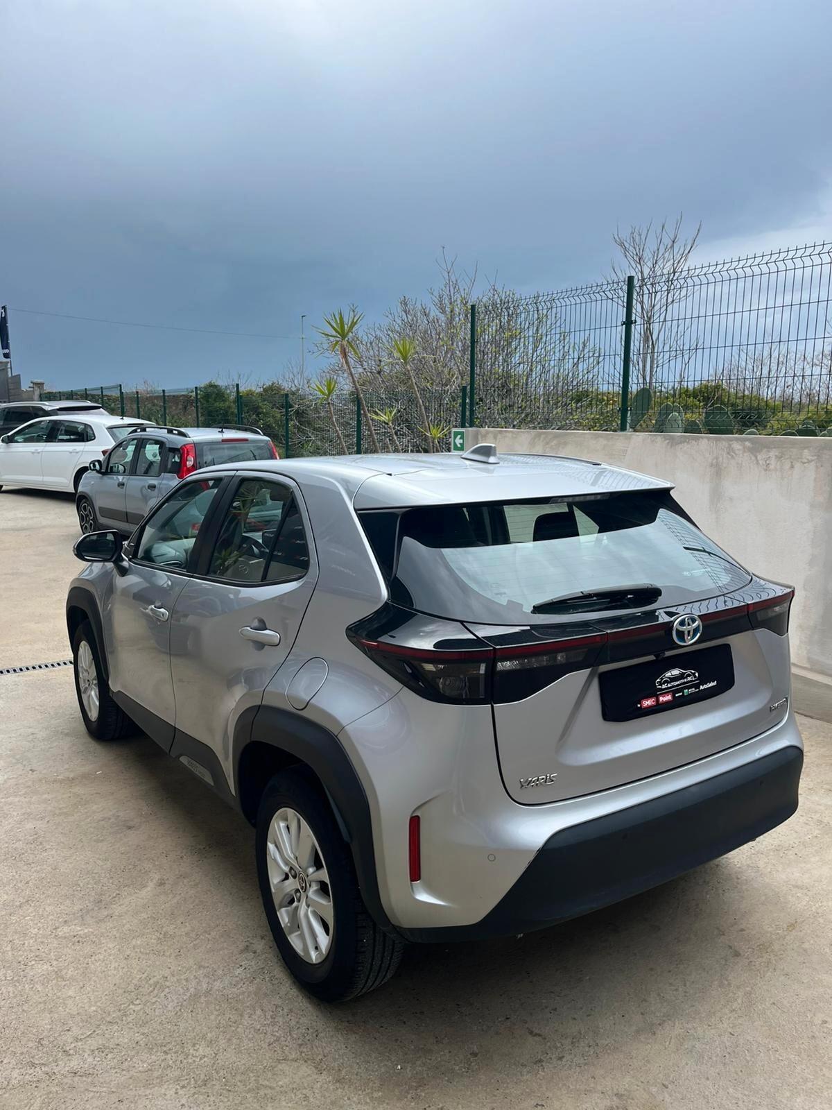 Toyota Yaris Cross 1.5 Hybrid 5p. E-CVT Business