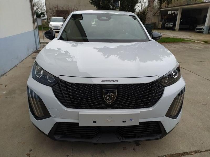 Peugeot 2008 100 Style NAVIGAT Zero Interessi