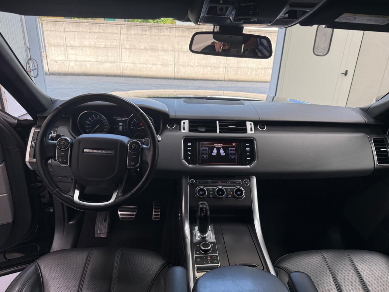 Land Rover Range Rover Sport 3.0 TDV6 HSE Dynamic
