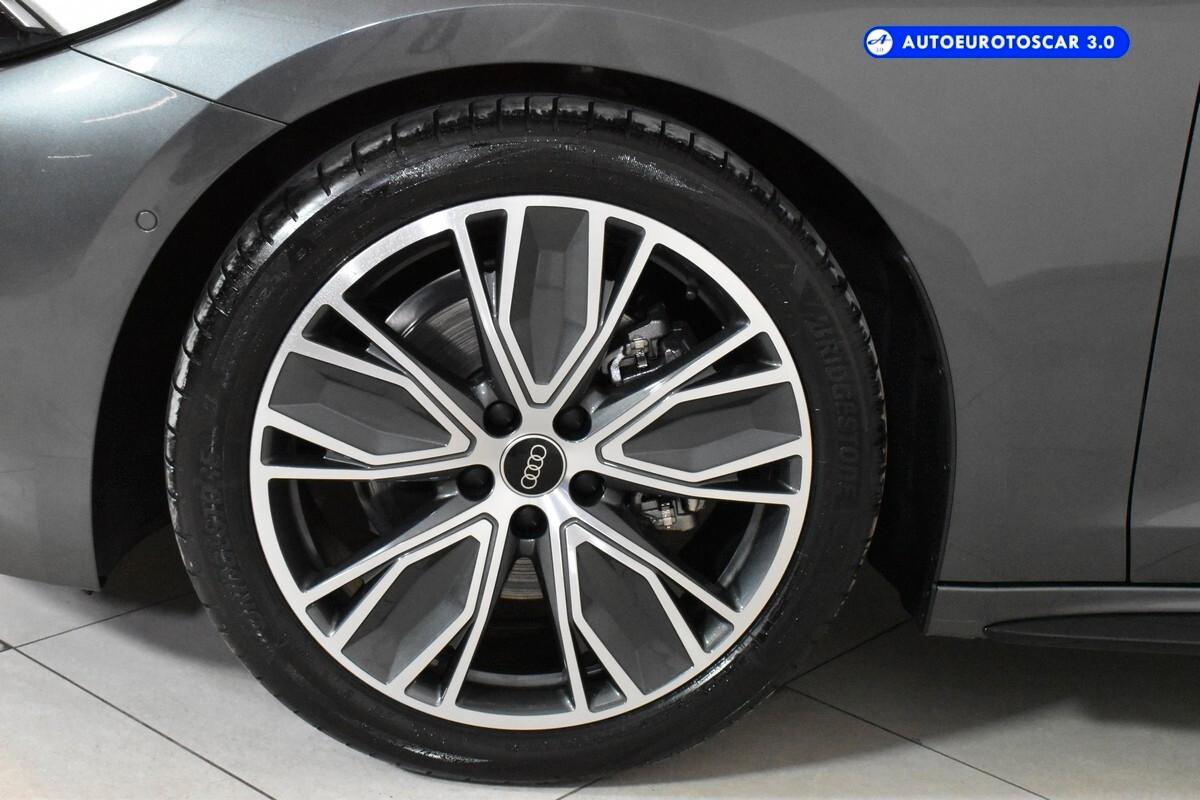 Audi A5 TFSI 150 kW S tronic Line edition