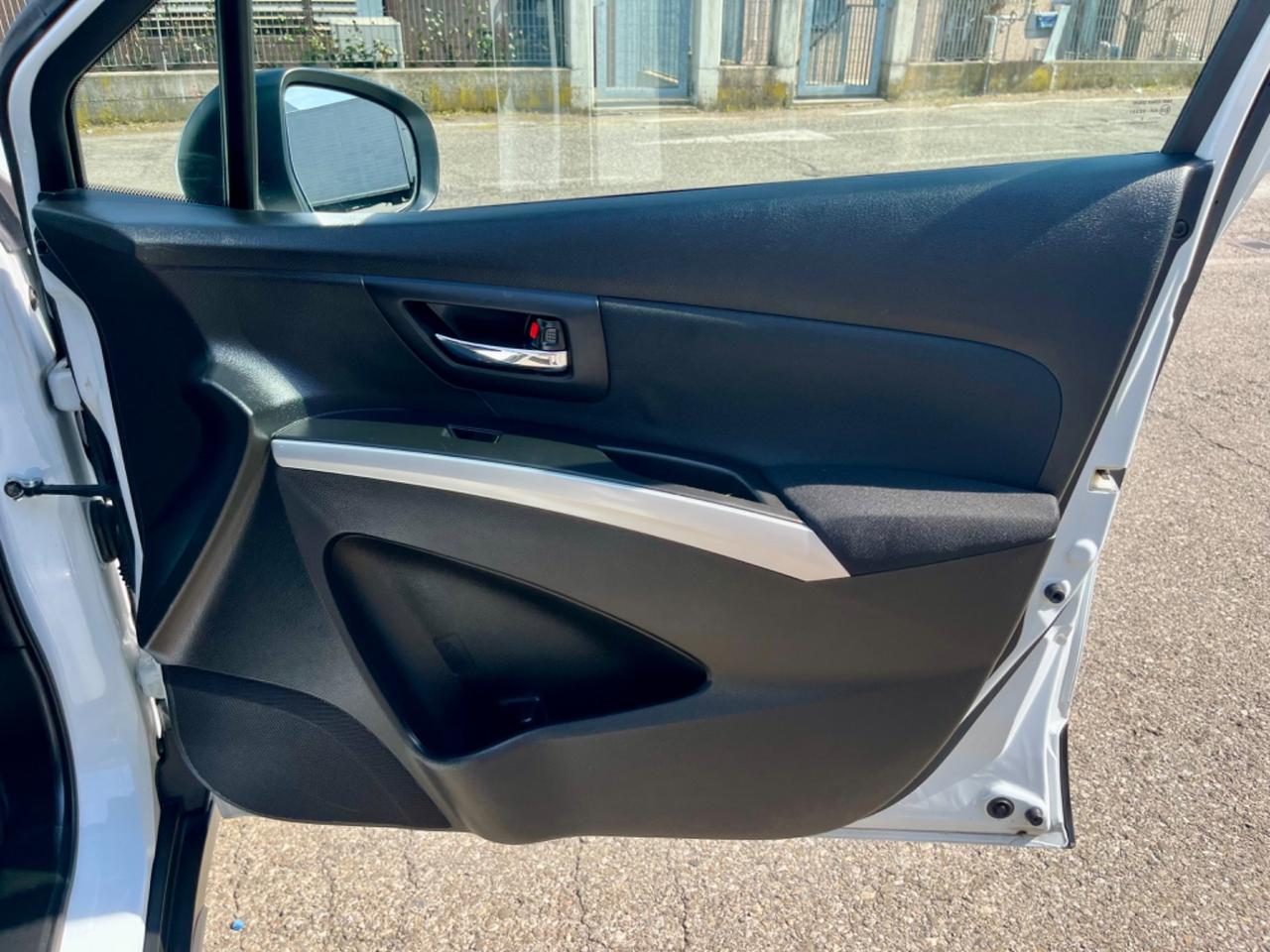 Suzuki S-Cross 1.6d 4WD 2015 145.000km perfetta