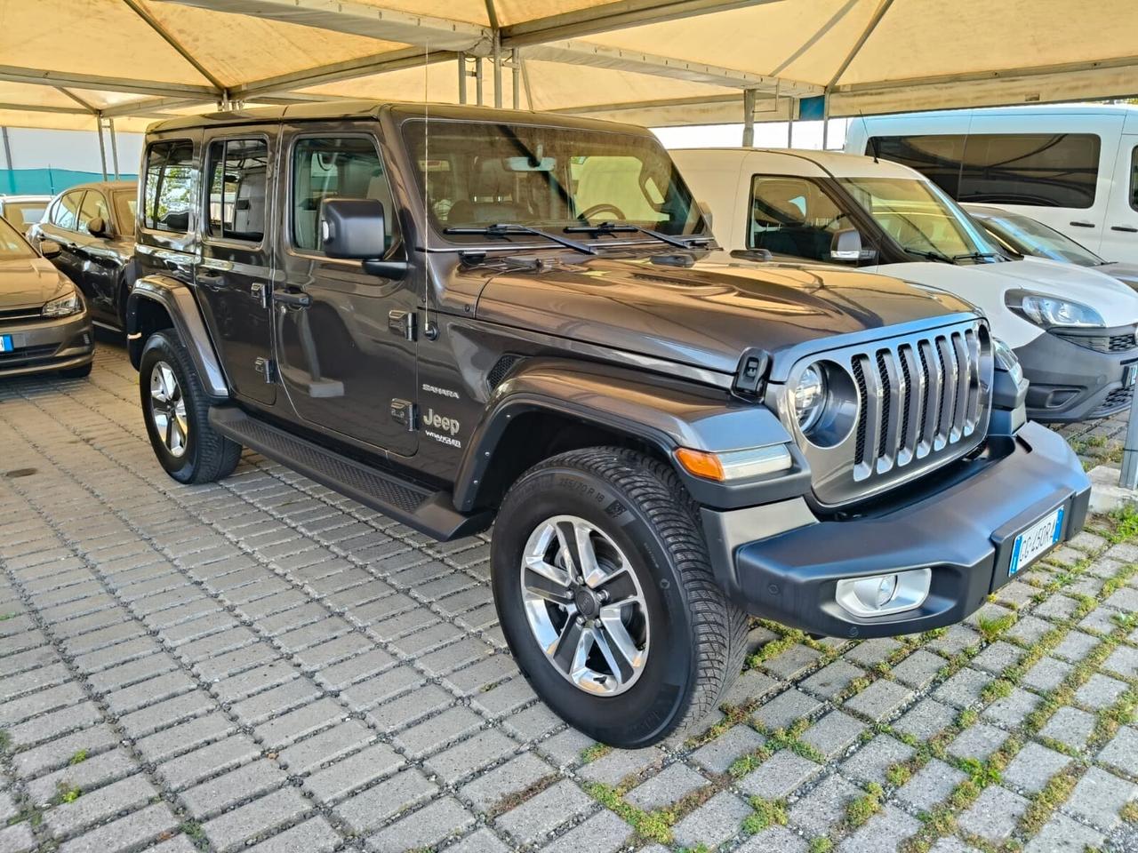 Jeep Wrangler Unlimited 2.0 Turbo Sahara 5 porte