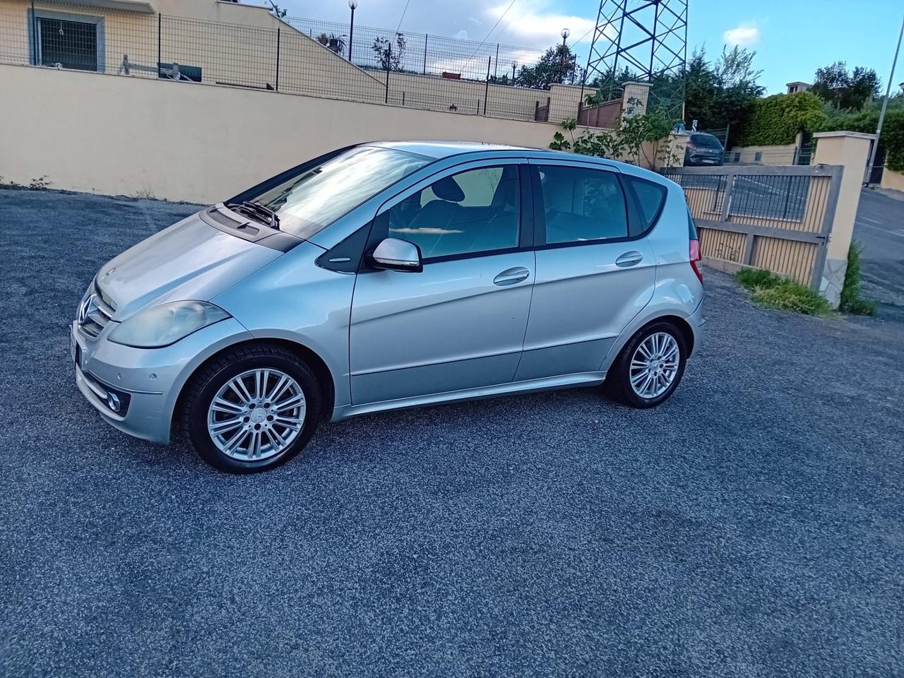 Mercedes-benz A 150 A 150 BlueEFFICIENCY Coupé Avantgarde