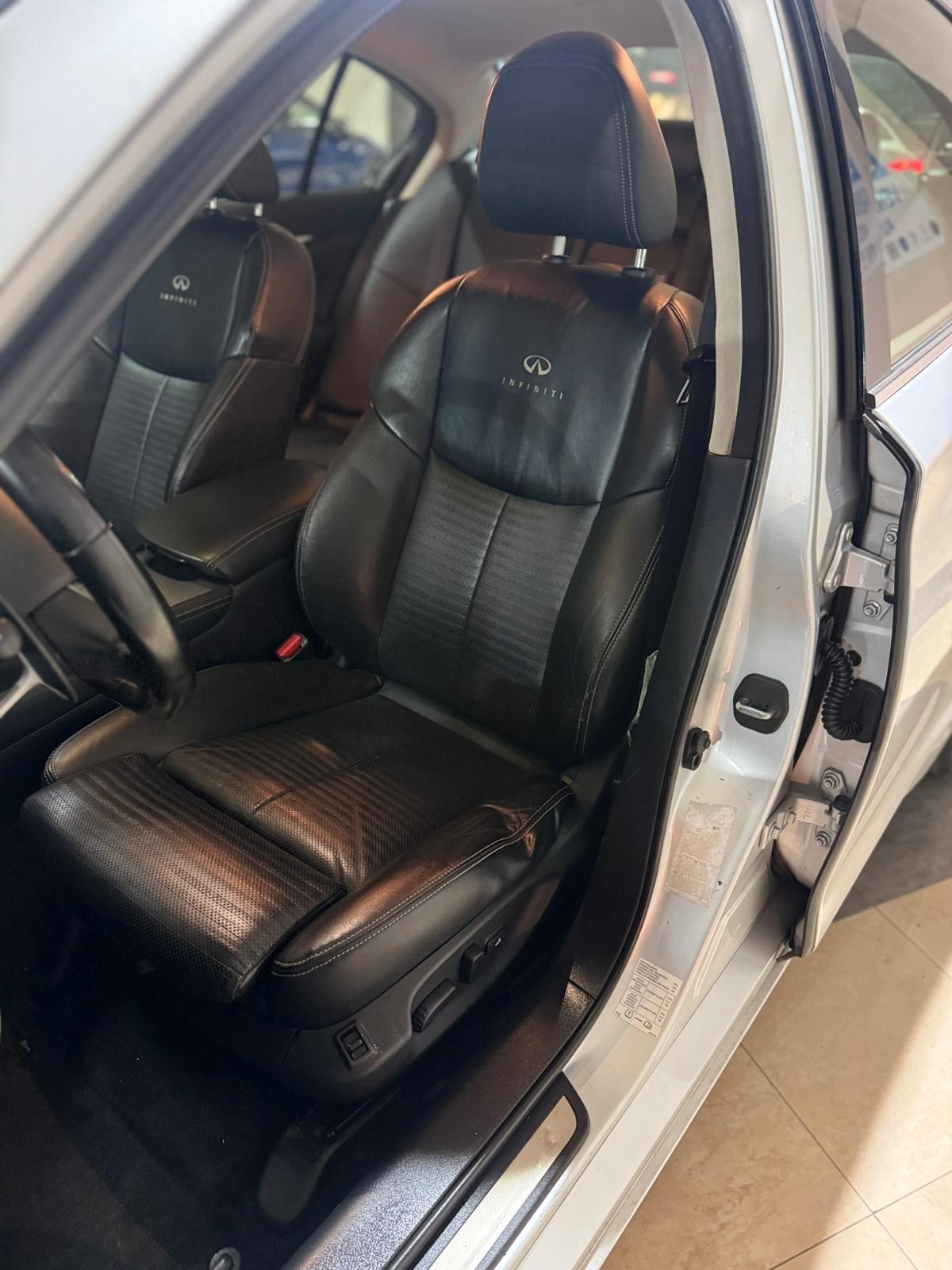 Infiniti Q50 2.2 diesel Premium Executive