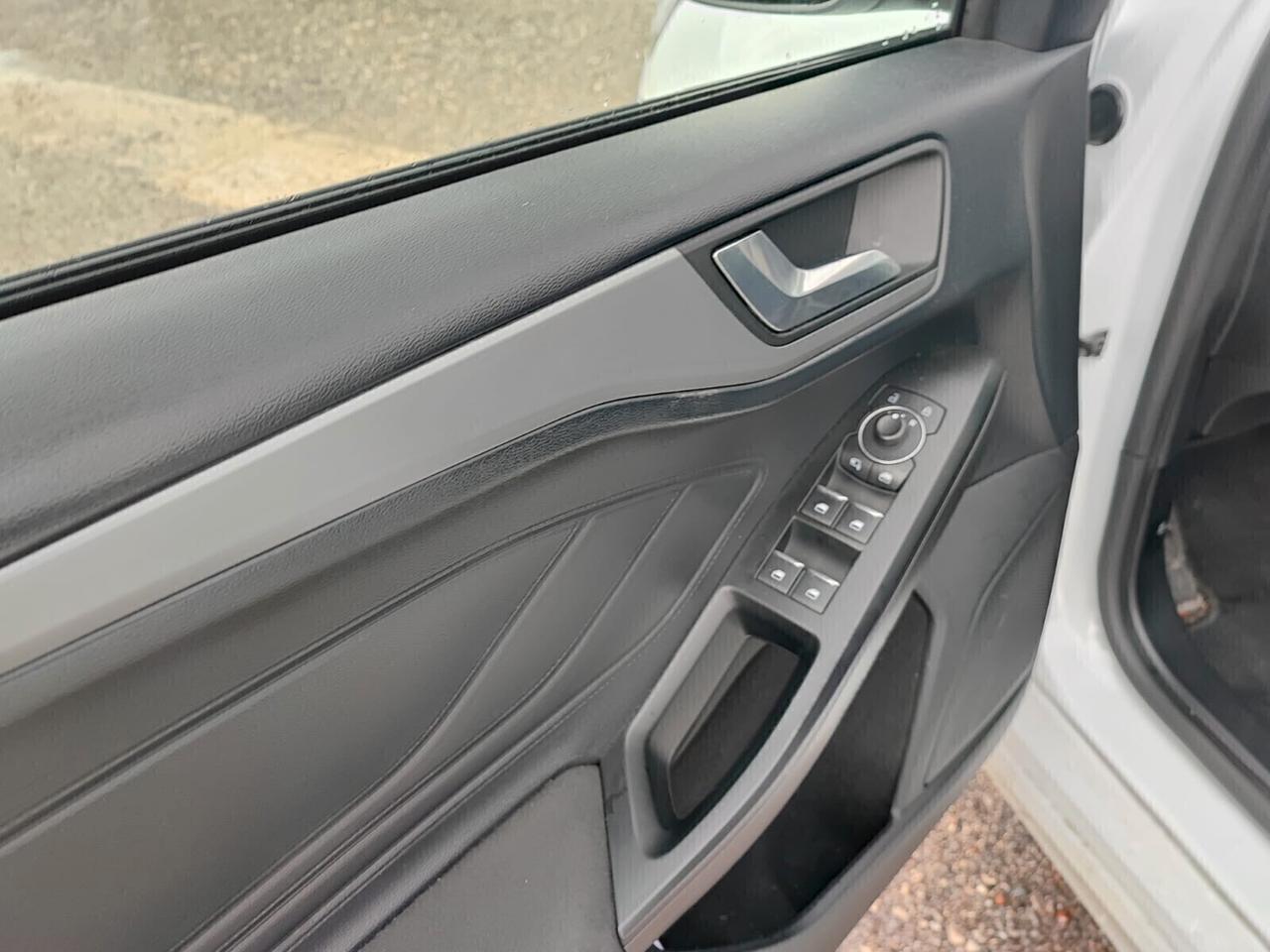 Ford Focus 1.5 tdci Titanium s&s