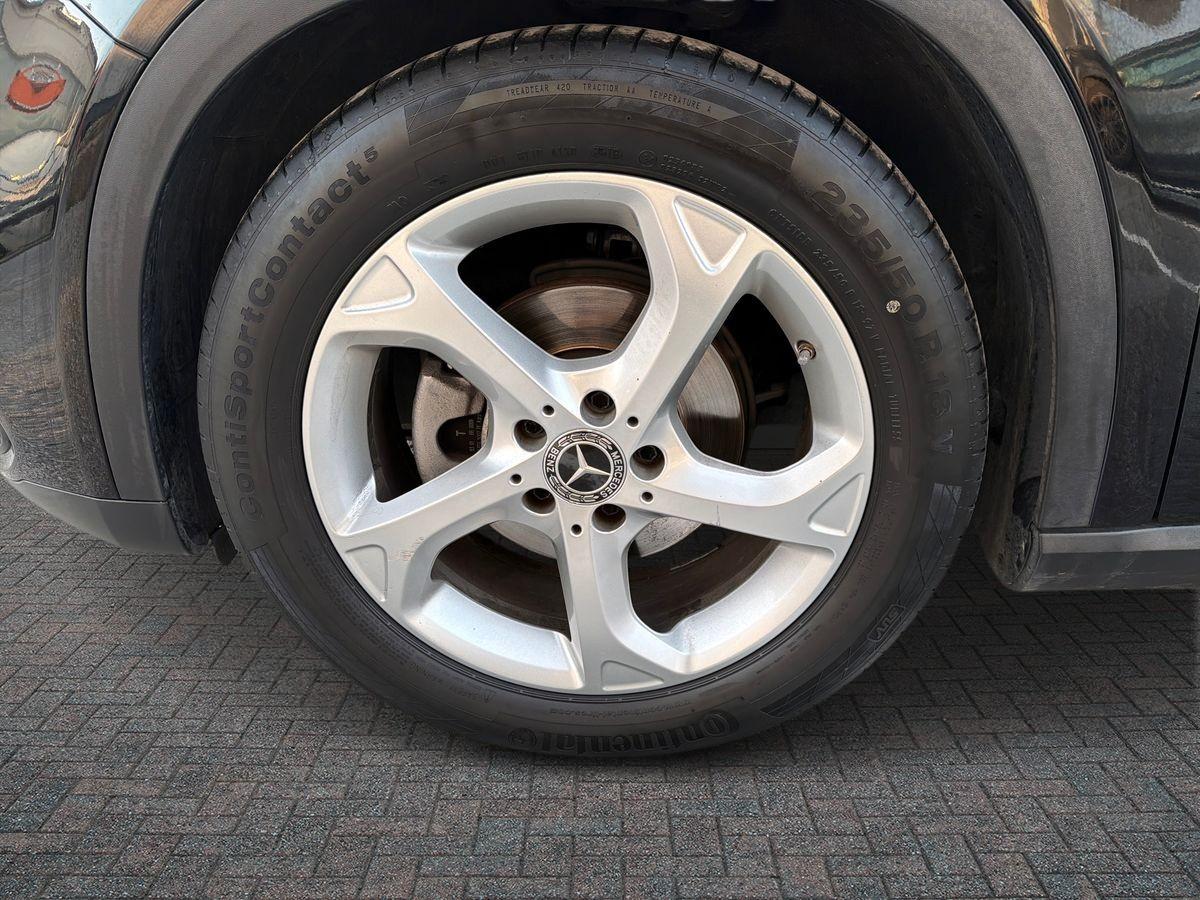 Mercedes-Benz GLA 180 Sport auto