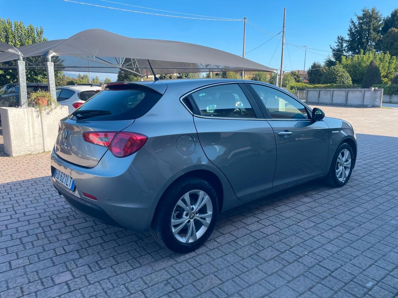 Alfa Romeo Giulietta 1.6 JTDm-2 105 CV Progression