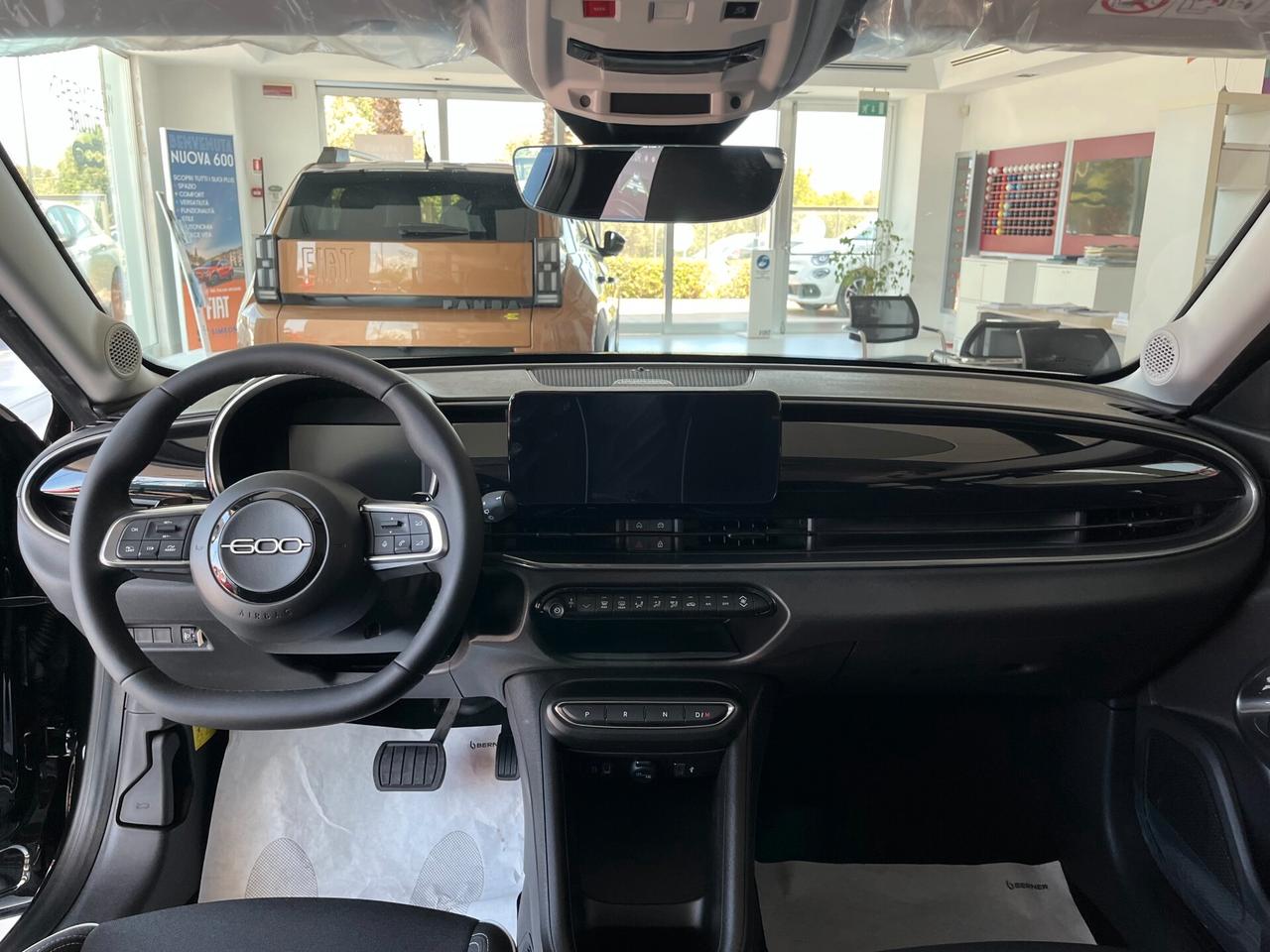 Fiat 600 Hybrid 110 CV DCT MHEV KM0