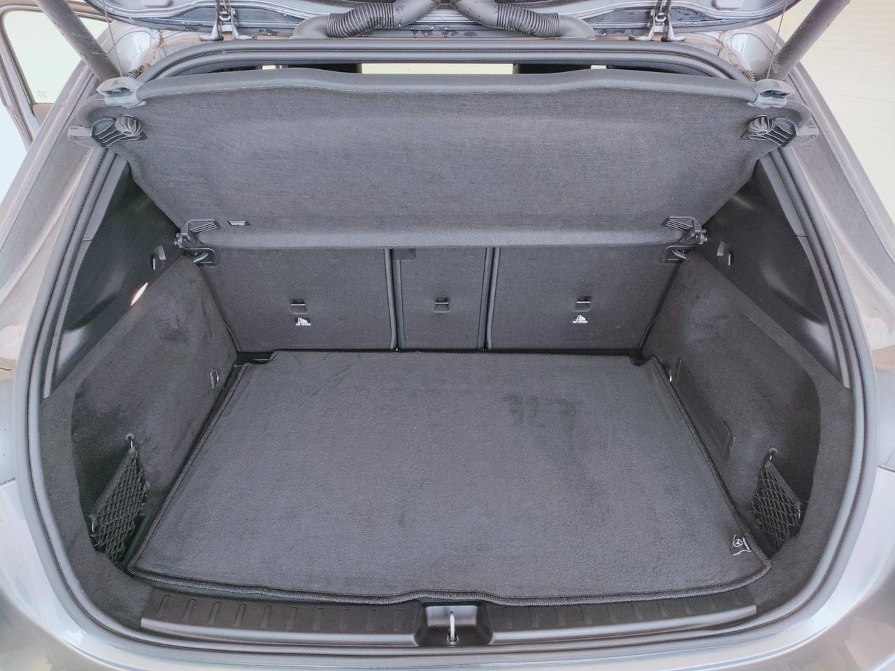 Mercedes-Benz GLA-H247 2023 - GLA 200 d AMG Line Premium auto