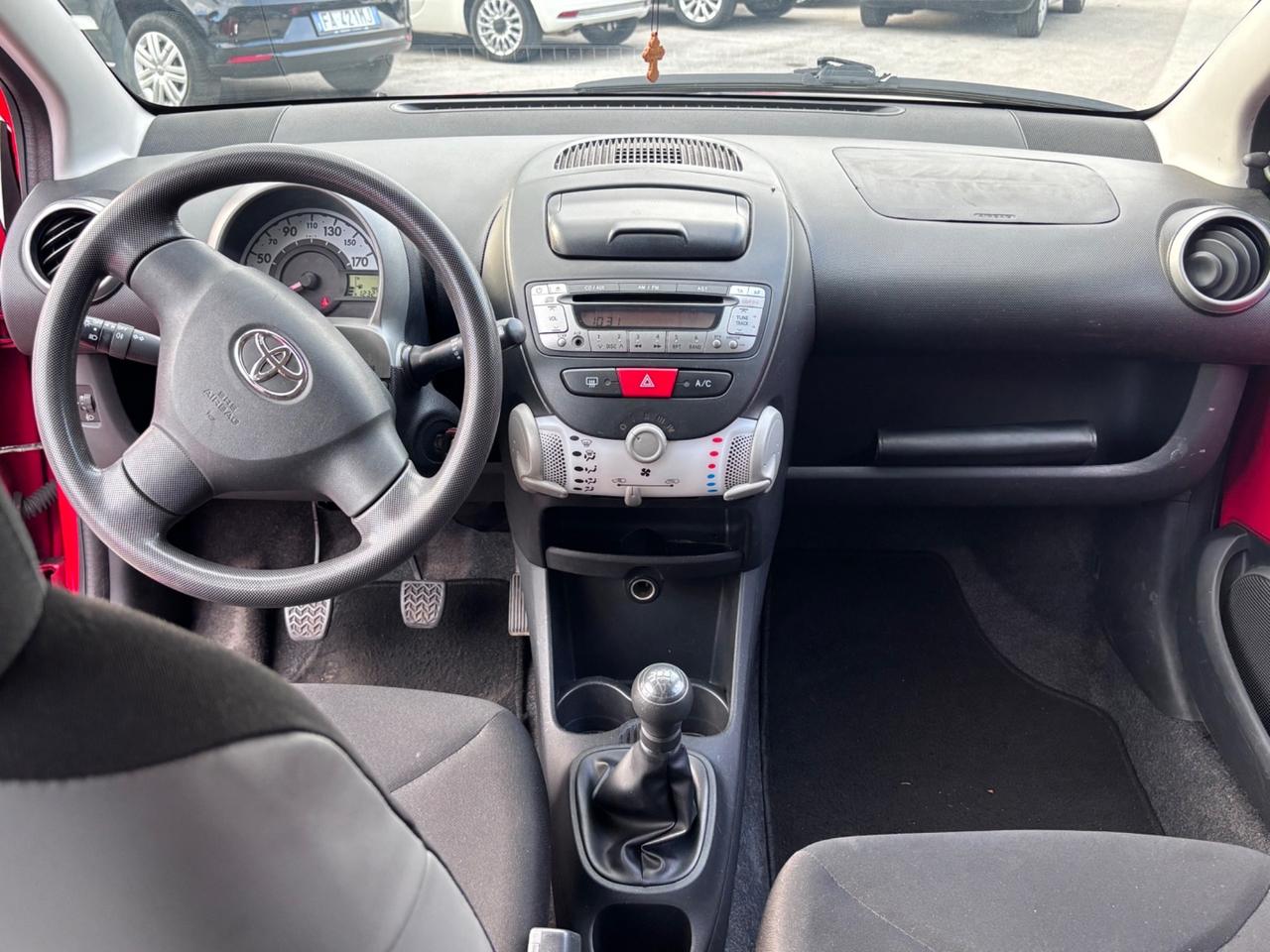 Toyota Aygo 1.0 12V VVT-i 5 porte Active Connect