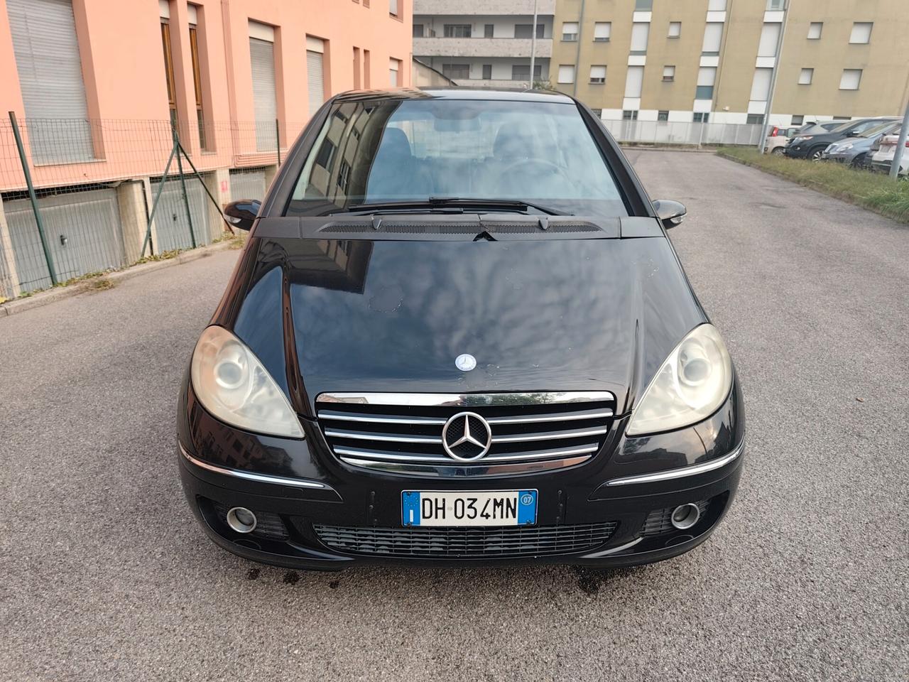Mercedes-benz A 150 benzina euro 4 5 porte