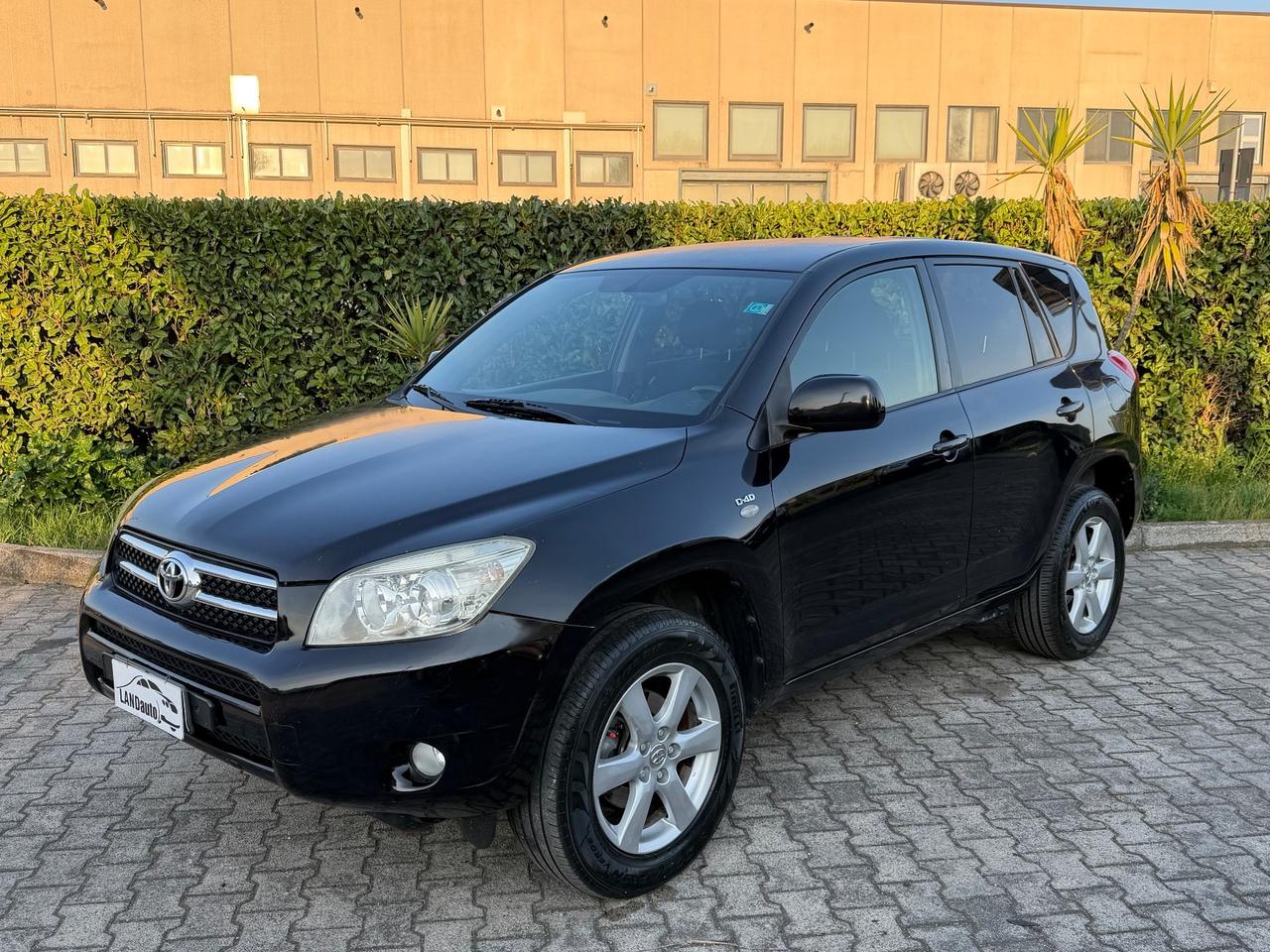 Toyota RAV 4 2.2 D-4D 136 CV 4x4 NEOPATENTATI